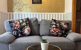 Butique Apartment In The City Center